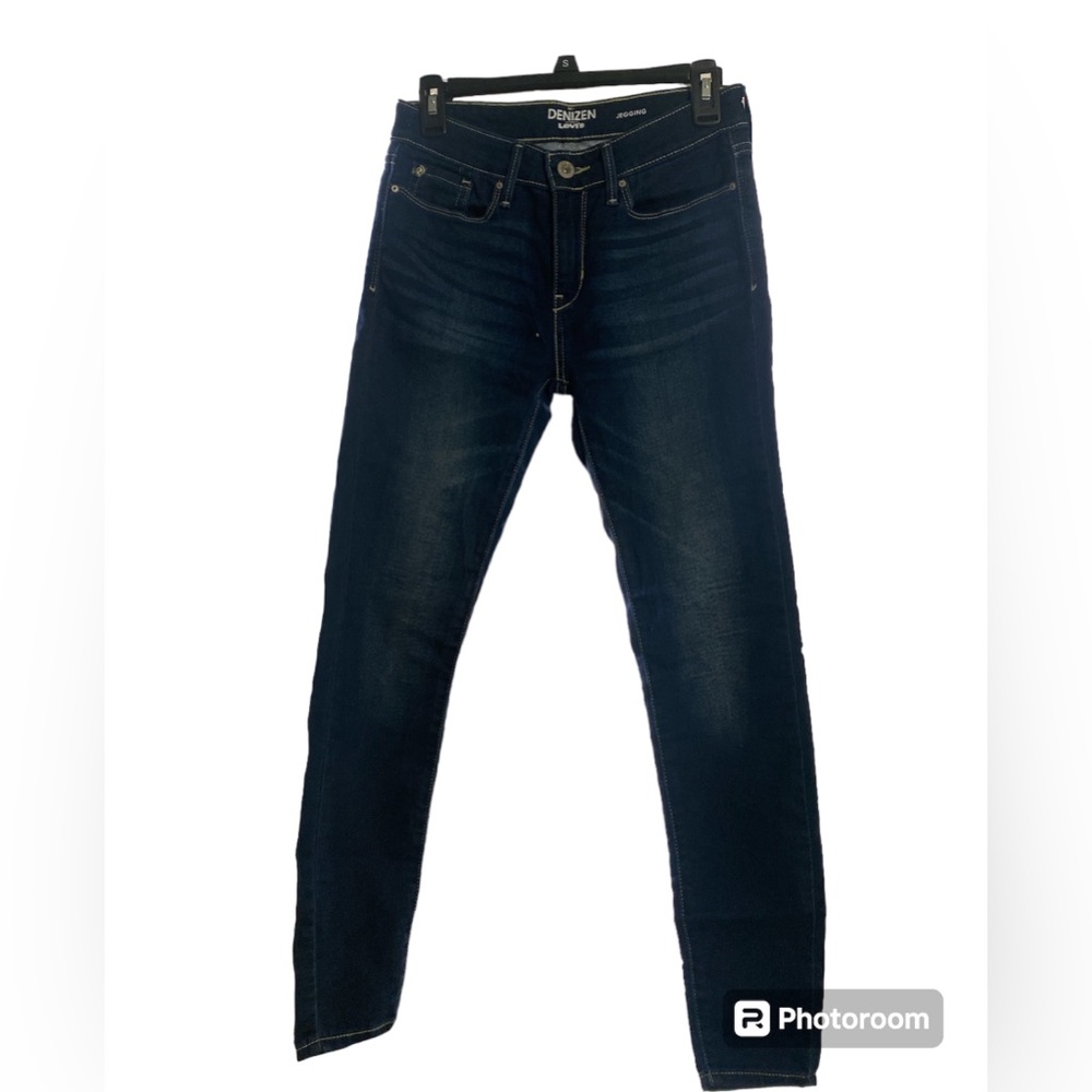 Denizen from Levi’s women Jegging size 7-W28 EUC